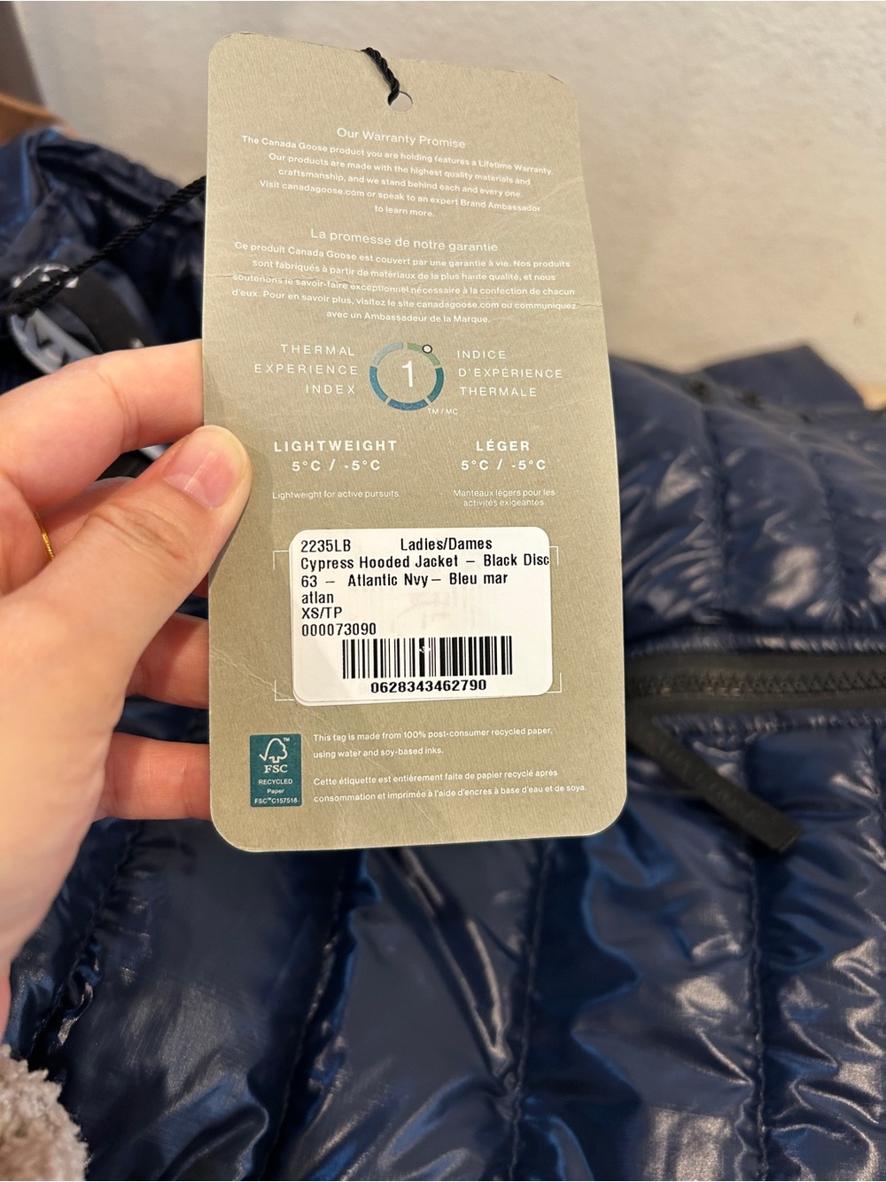 NWT Canada Goose Women Cypress Hooded Jacket Black Disc Navy, Size XS, $1050 - Picture 4 of 16